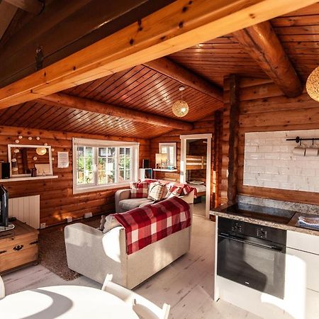 Welsh Retreat 2 Bedroom Log Cabin - Seren Property Trawsfynydd Esterno foto